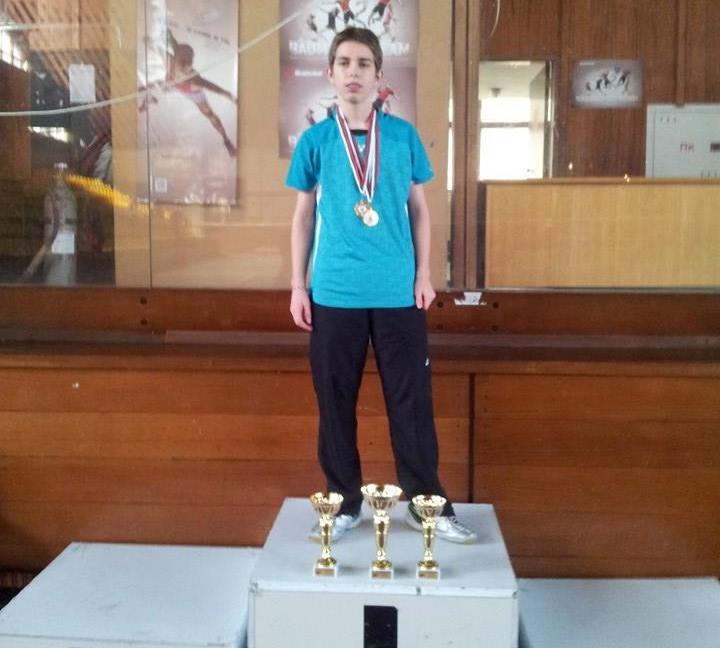Българин спечели силен турнир до 17 г. в Нови Сад