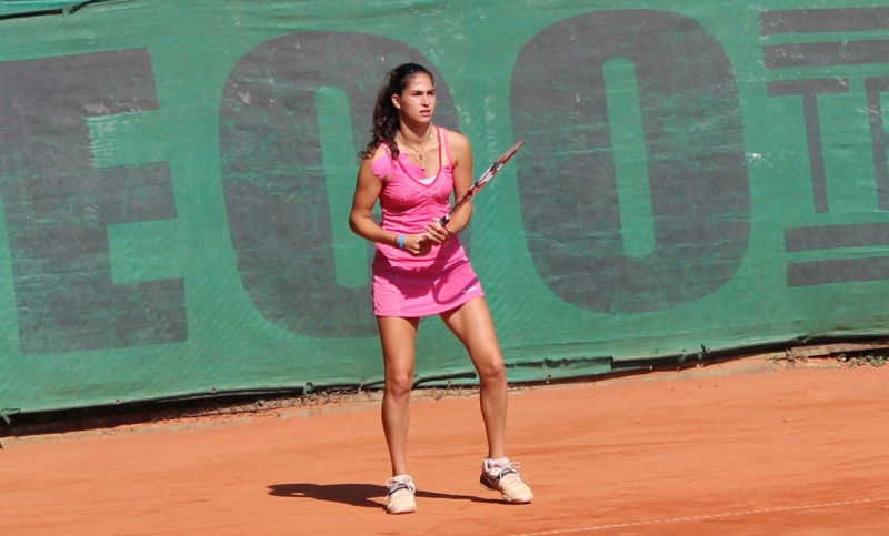 Изабелла Шиникова на осминафинал в Полша