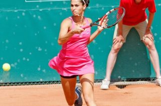 Шиникова на четвъртфинал в Букурещ
