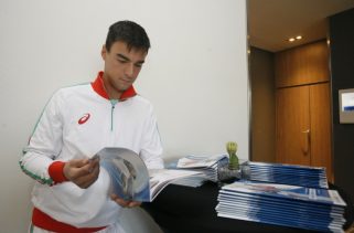 Кузманов спря на четвъртфинал в Галац
