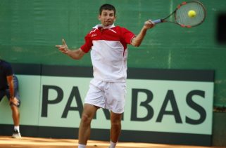 Александър Лазов донесе успеха на България след 6:0, 6:0
