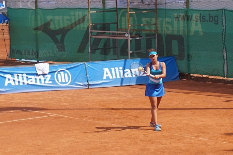 Стаматова с чиста победа на старта в Тунис