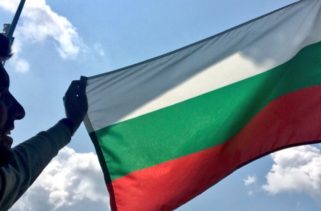 Григор Димитров развя българското знаме