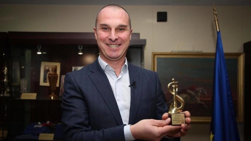Петър Бакърджиев спечели наградата за спортна журналистика