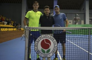 Лазаров и Донев са четвъртфиналисти в Румъния